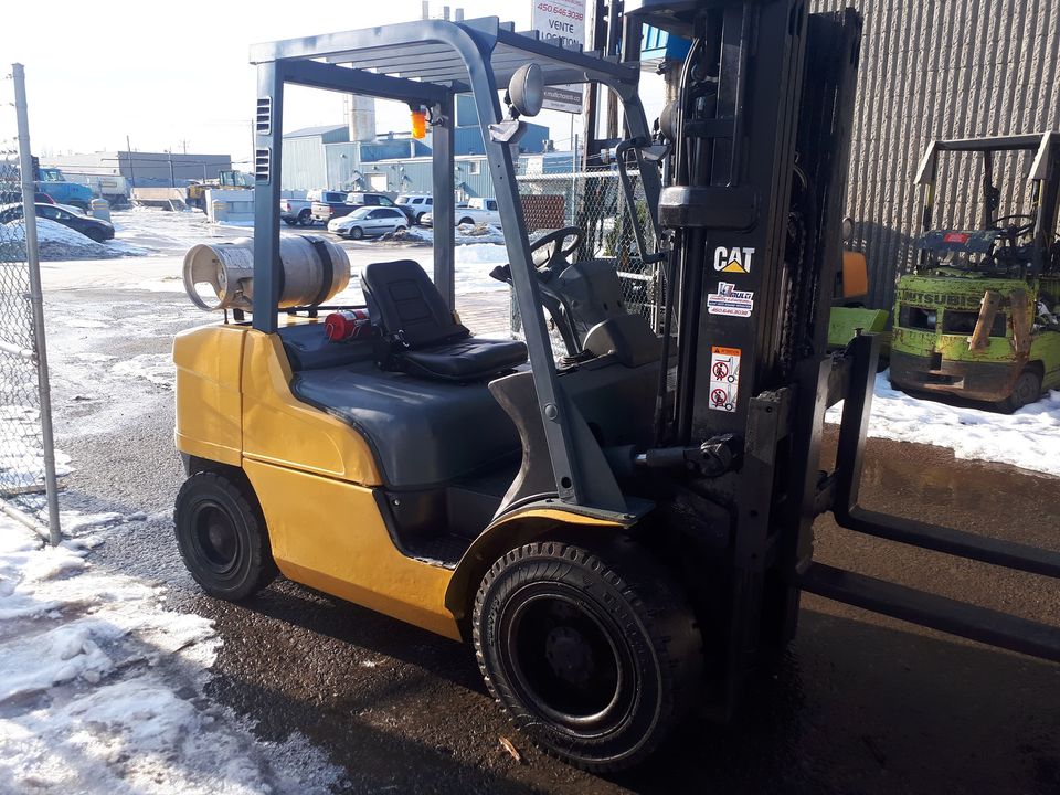 Caterpillar 6000lbs Capacity Used Forklift