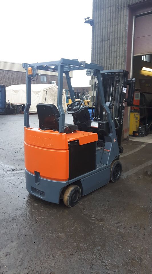 Toyota 5000lbs capacity used forklift for sale
