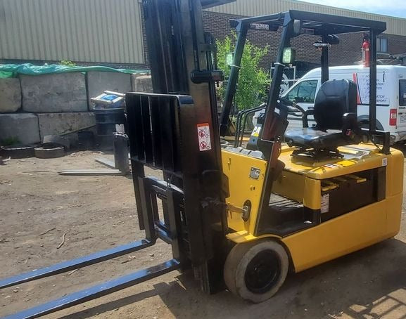 caterpillar used electric forklift 4000lbs capacity