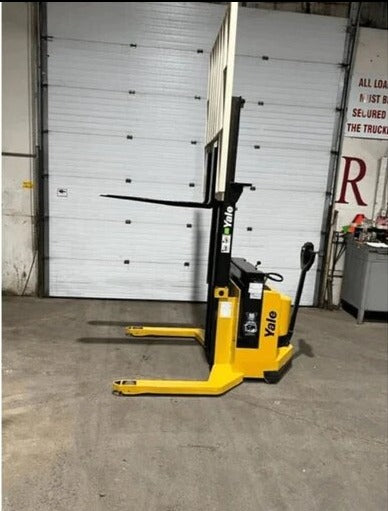 used yale electric pallet stacker